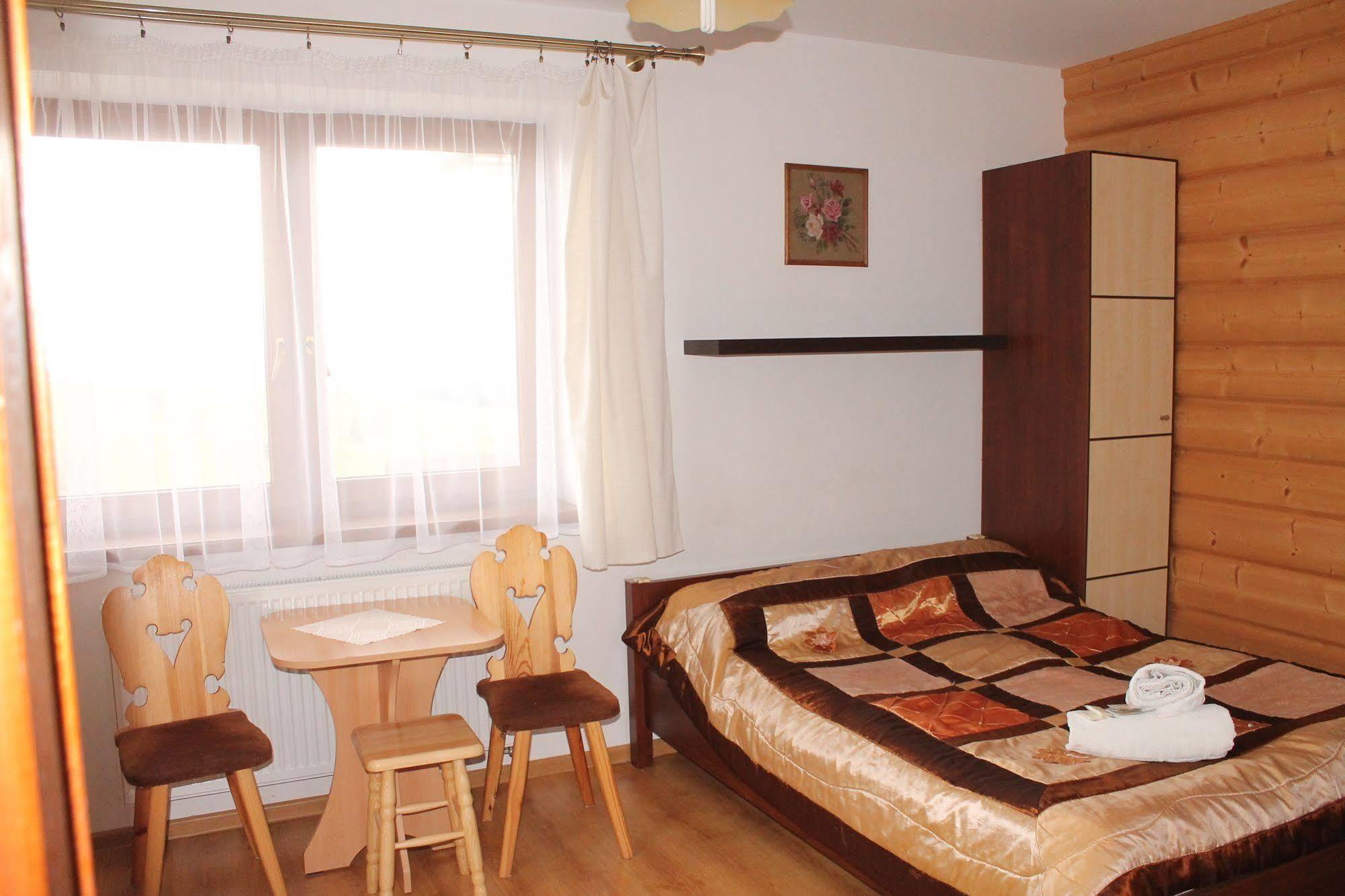 Pokoje Goscinne Kaminscy Gliczarów エクステリア 写真